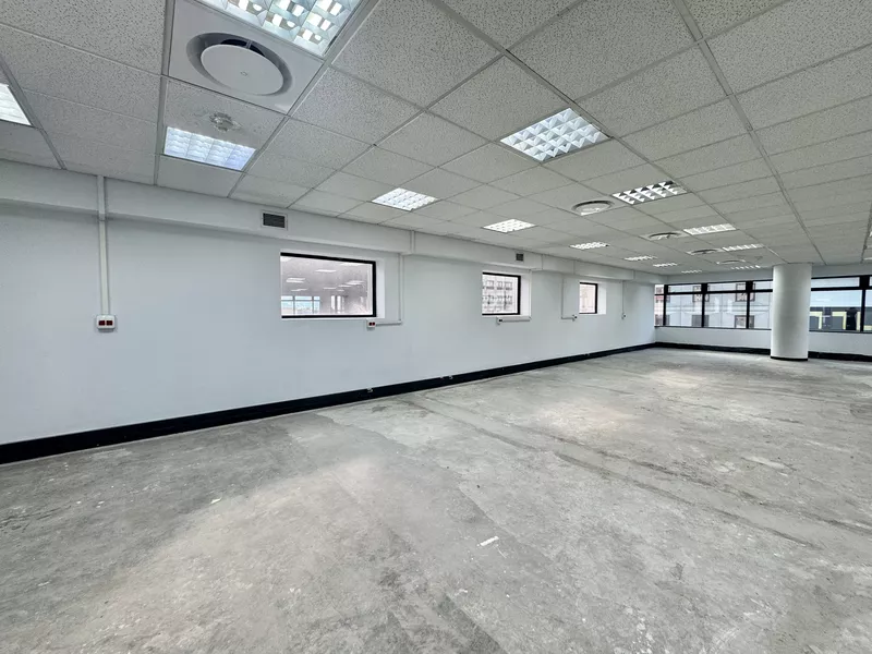 684 m² Office to let in Cape Town City Centre/CBD, The Pinnacle (photo 12)