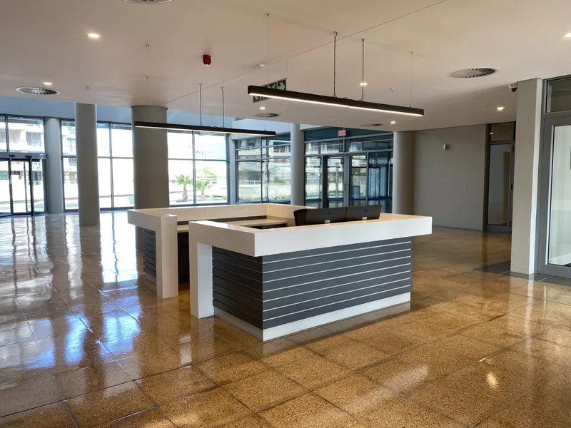 114 m² Office to let in Waterfront, The Yacht Club (photo 4)