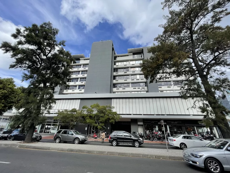 869 m² Office to let in Cape Town City Centre/CBD, Buitengracht Centre (photo 1)