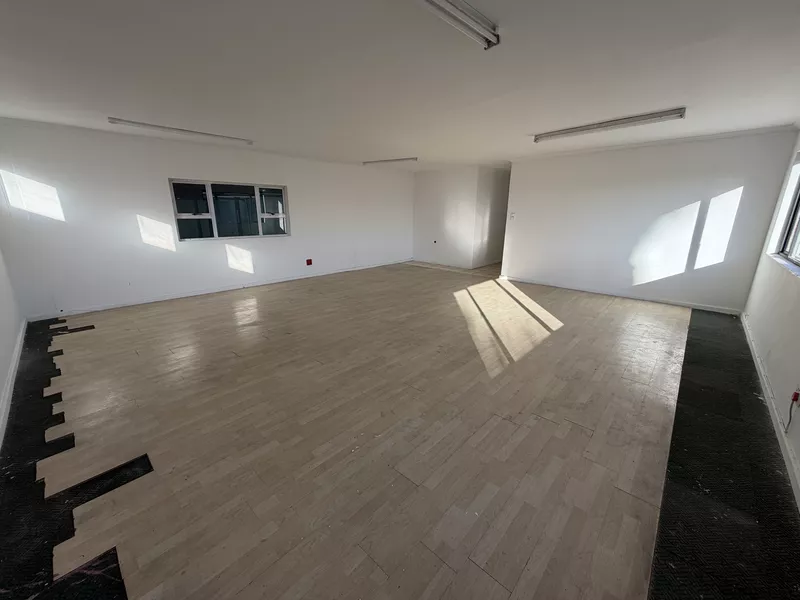 1 350 m² Industrial for sale in Blackheath, 27 Anfield Road (photo 21)