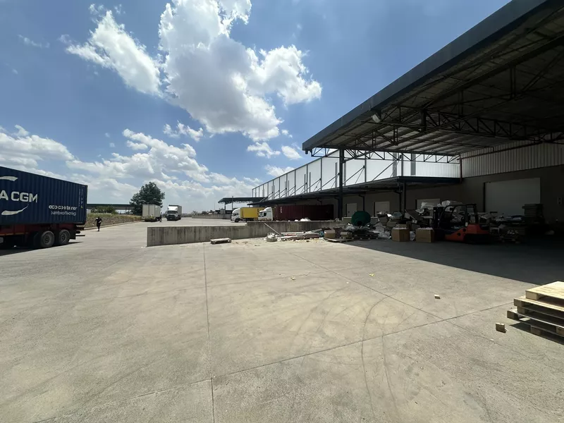 11 366 m² Industrial to let in Midrand, Lords View Industrial Park (photo 19)