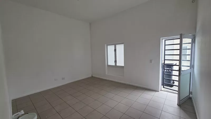 200 m² Industrial to let in Strand, Apex Park (photo 9)