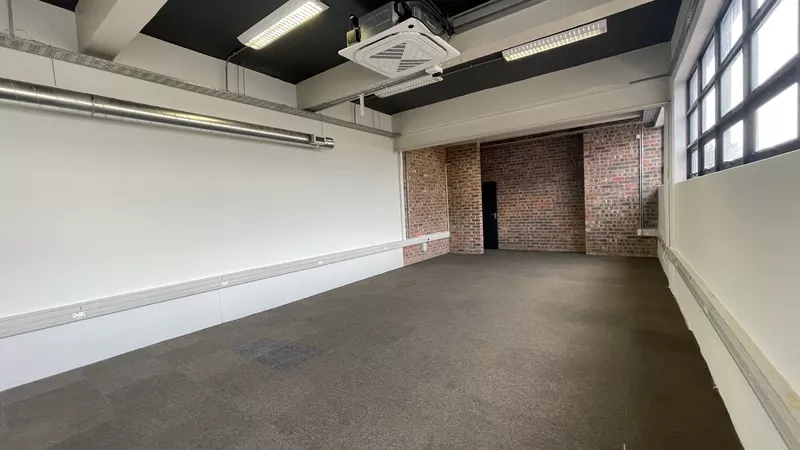1 172 m² Office to let in Salt River, 127 Cecil Road (photo 12)