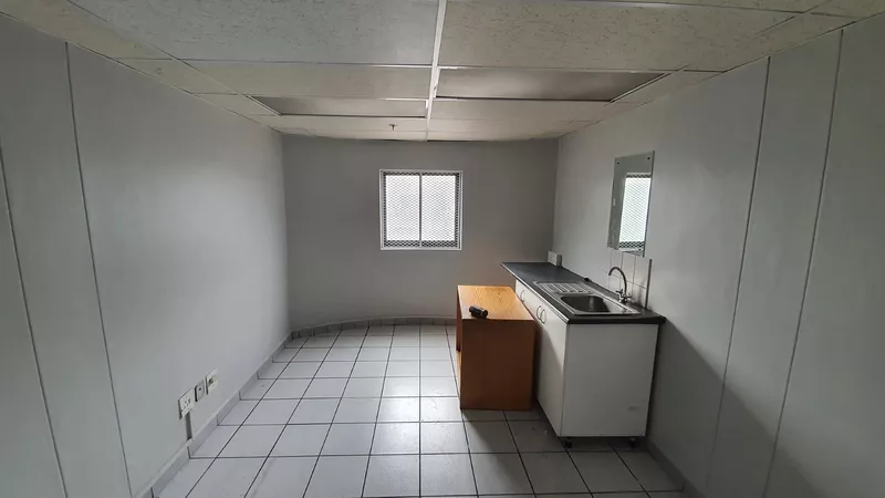 2 651 m² Industrial to let in Western Province Park, 17 - 21 Agric Str (photo 12)