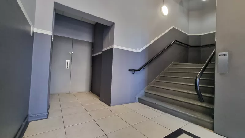 1 984 m² Office to let in Cape Town City Centre/CBD, The Bergstan (photo 17)
