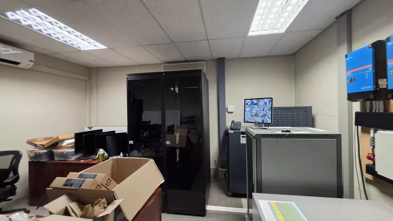 1 085 m² Office for sale in Century City, 13 Edison Way (photo 39)