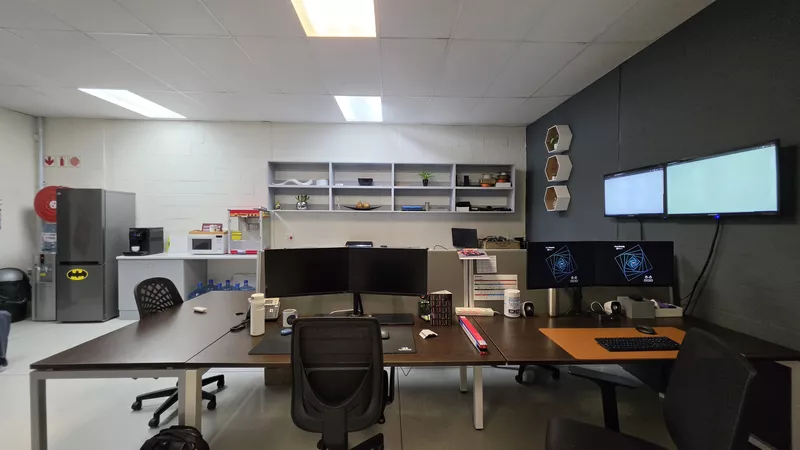 186 m² Office to let in Brooklyn, Northgate Business Park (photo 12)