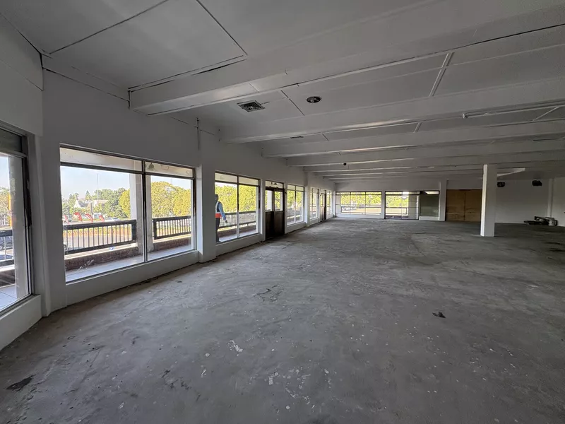 501 m² Retail property to let in Durbanville, Palm Grove (photo 13)