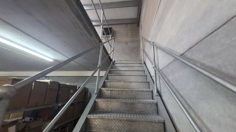 422 m² Industrial to let in Brackenfell, The Reserve 3 & 4 (photo 9)