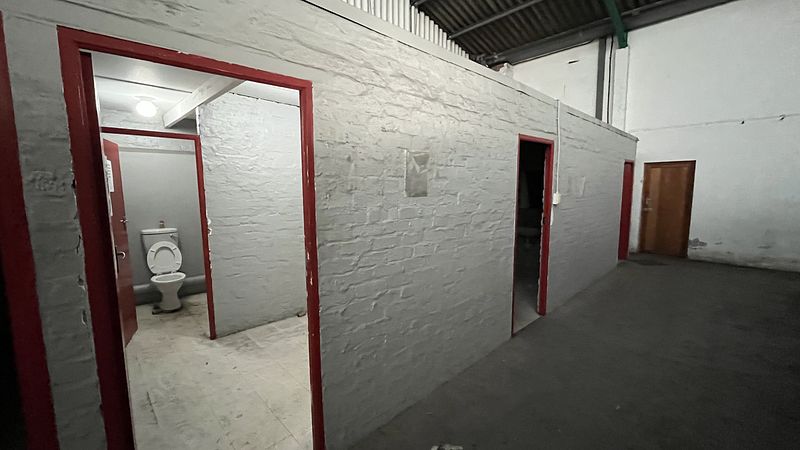 3 544 m² Industrial to let in Epping, 138 Gunners Circle (photo 18)
