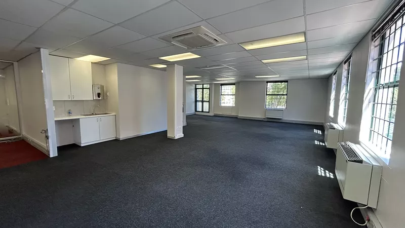 230 m² Office to let in Southern Suburbs, Tokai On Main Office Park (photo 19)