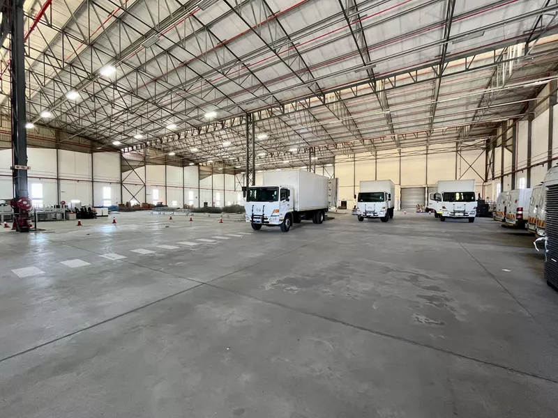 5 846 m² Industrial to let in Airport Industrial, 32 Montreal Drive (photo 2)