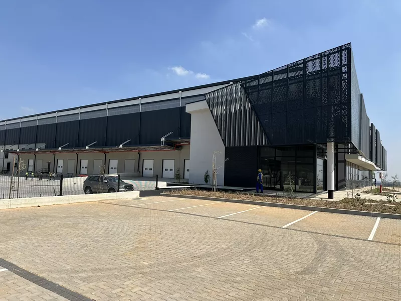 18 756 m² Industrial to let in Lethabong, Longlake Building 2 (photo 69)