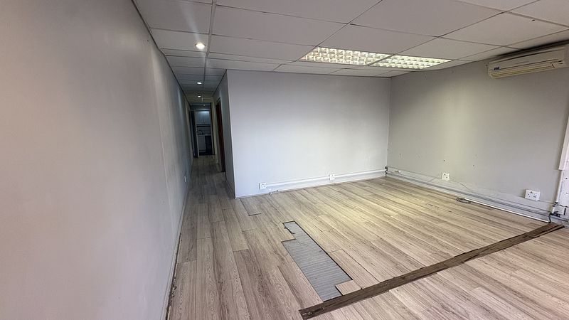 86 m² Retail property for sale in Tyger Waterfront, Riverside Lofts (photo 23)