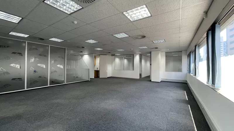 277 m² Office to let in Cape Town City Centre/CBD, 9 Long (photo 12)