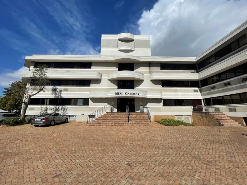 1 025 m² Office to let in Pinelands, Golf Park (photo 2)