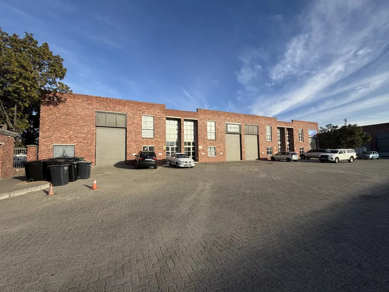 1 099 m² Industrial to let in Stikland Industrial, Santos Park, Stikland (photo 1)