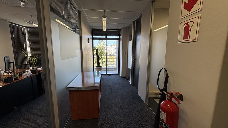 277 m² Office to let in Tyger Waterfront, The Cliffs (photo 24)