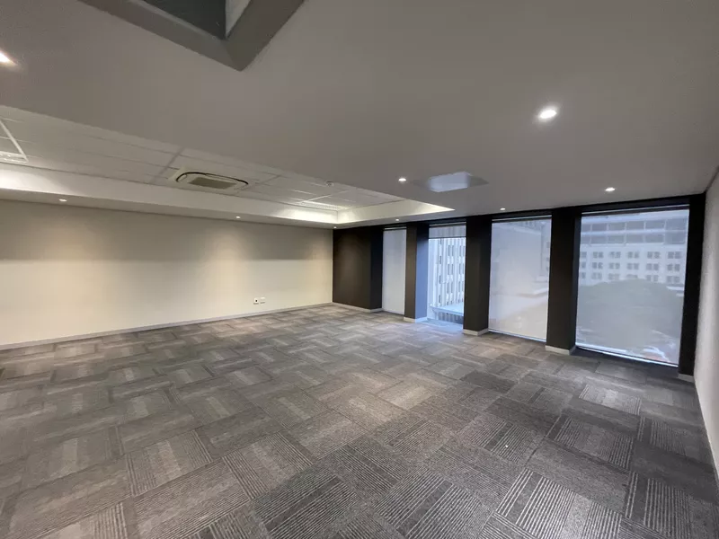 762 m² Office to let in Cape Town City Centre/CBD, 19 Jan Smuts (photo 20)