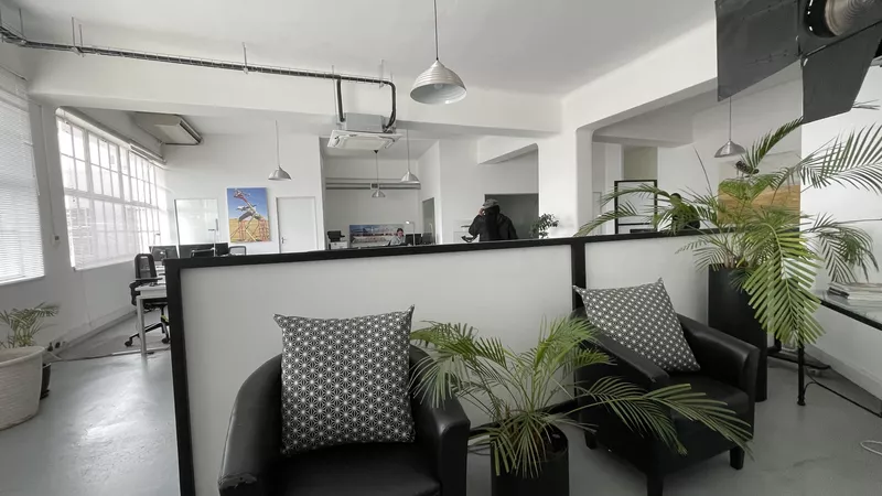 134 m² Office to let in Foreshore, The Palms (photo 9)
