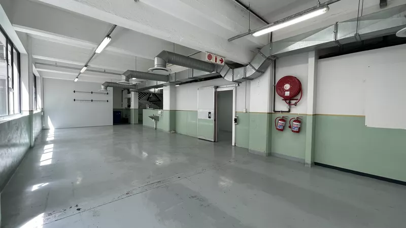 400 m² Office to let in Salt River, Brickworks (photo 19)