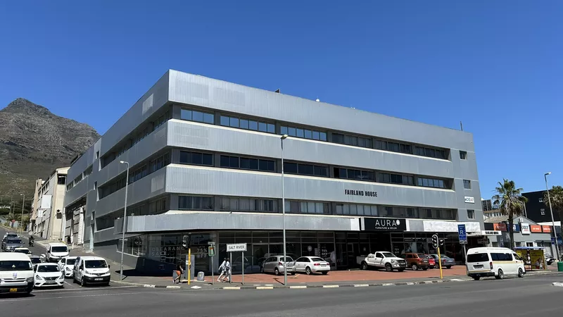 297 m² Property for sale in Salt River, Fairland House (photo 1)