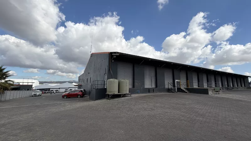 1 800 m² Industrial to let in Brackenfell, 111 Kruis Road (photo 25)
