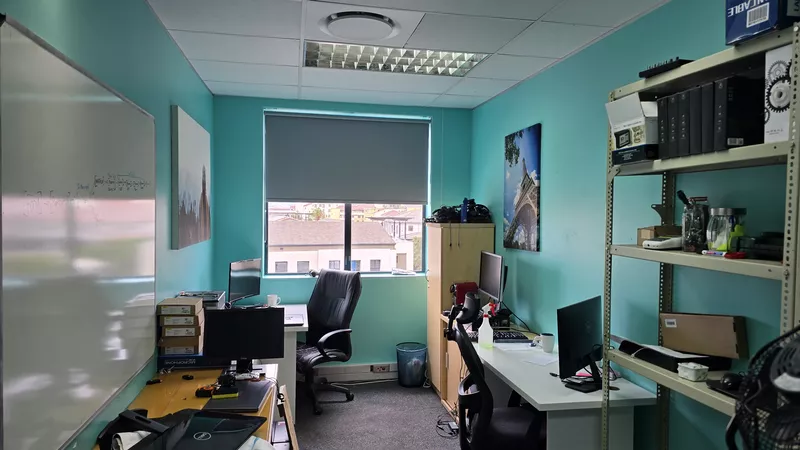 585 m² Office to let in Colosseum (photo 28)