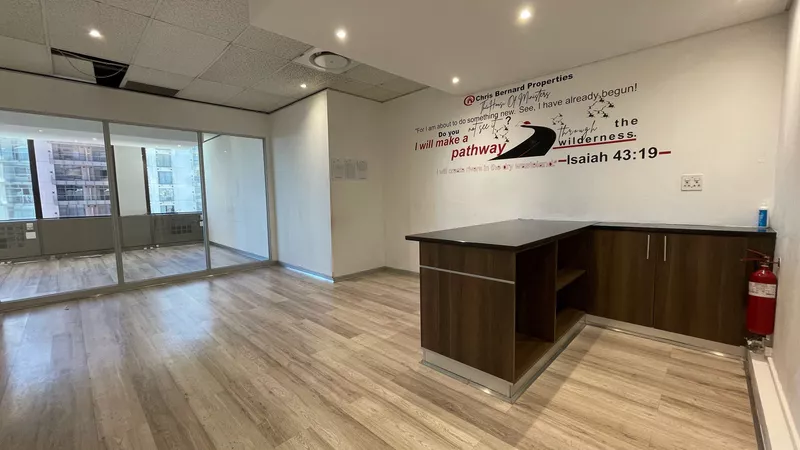 234 m² Office to let in Cape Town City Centre/CBD, 2 Long (photo 5)