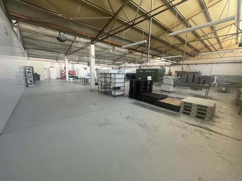 1 000 m² Industrial to let in Ottery, 10 Hillstar Avenue Bakery (photo 13)
