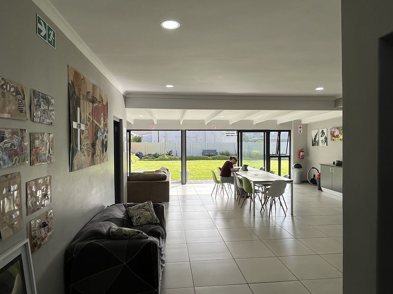 239 m² Office for sale in Fish Hoek, 6 De Waal Road (photo 15)