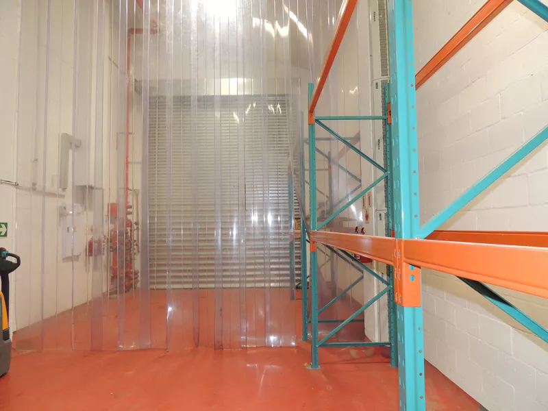 1 238 m² Property to let in 25 - 27 Thor Cir (photo 21)