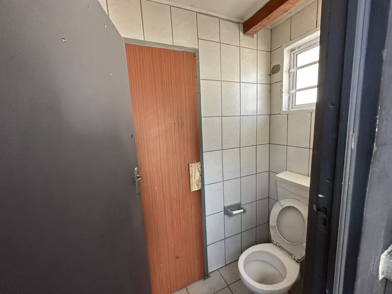 316 m² Industrial to let in Brackenfell, JT Ross Park Brackenfell (photo 13)