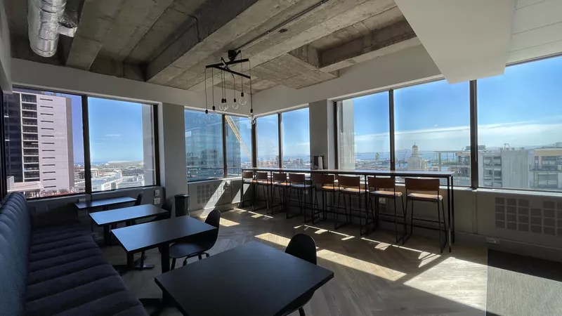 799 m² Office to let in Cape Town City Centre/CBD, 2 Long (photo 32)