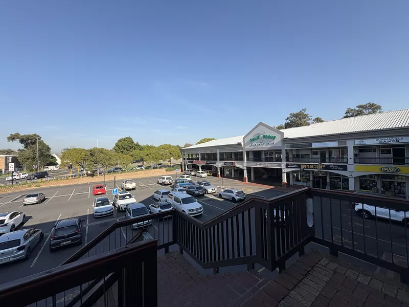 150 m² Retail Property to let in Durbanville, Palm Grove (photo 5)