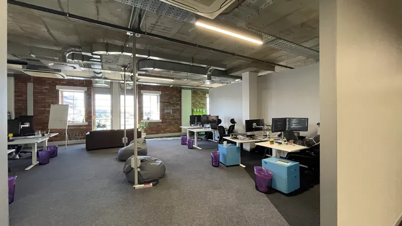 1 211 m² Office to let in De Waterkant, Sovereign Quay (photo 25)