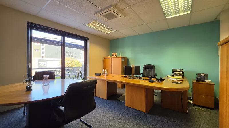1 067 m² Office to let in Tyger Chambers, Tyger Chambers 2 (photo 38)
