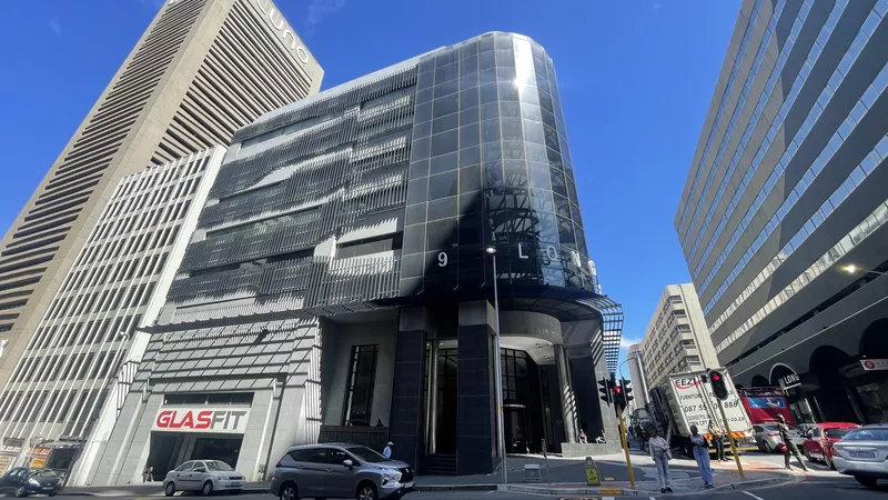 277 m² Office to let in Cape Town City Centre/CBD, 9 Long (photo 2)