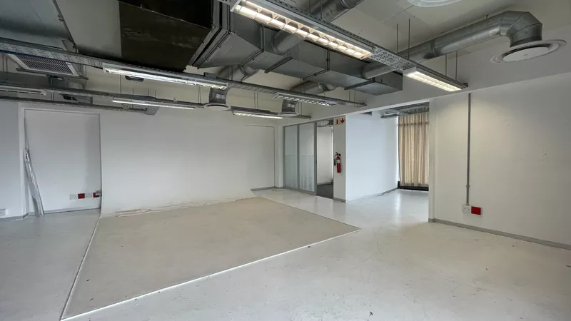 121 m² Office to let in Woodstock, The District (photo 15)