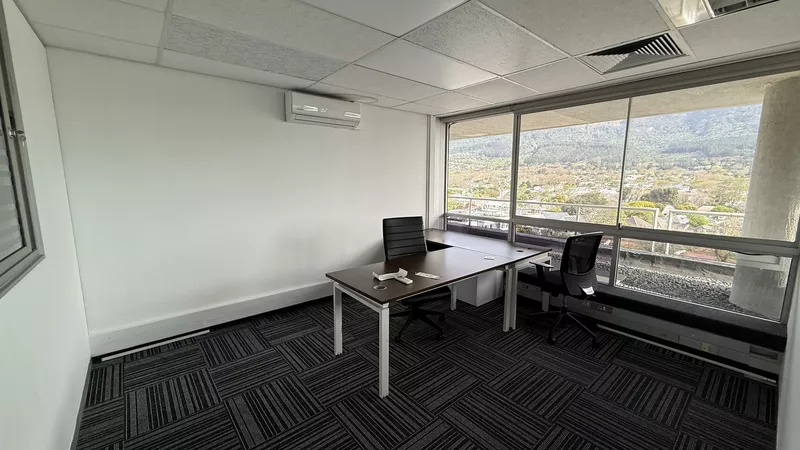 236 m² Office to let in Claremont, Sunclare (photo 25)