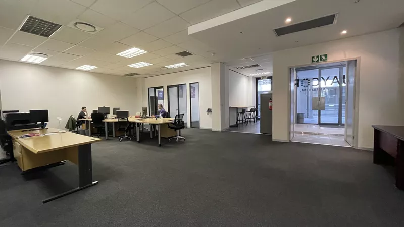 236 m² Office to let in Woodstock, The Boulevard (photo 7)