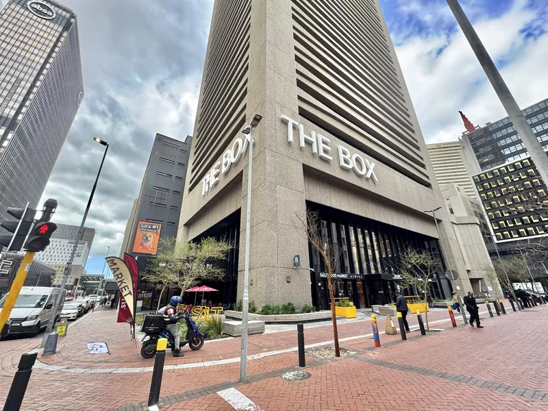 354 m² Office to let in Cape Town City Centre/CBD, The Box (photo 1)