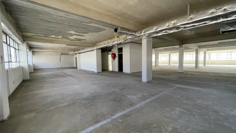 2 700 m² Office to let in Cape Town City Centre/CBD, Cubana House (photo 13)