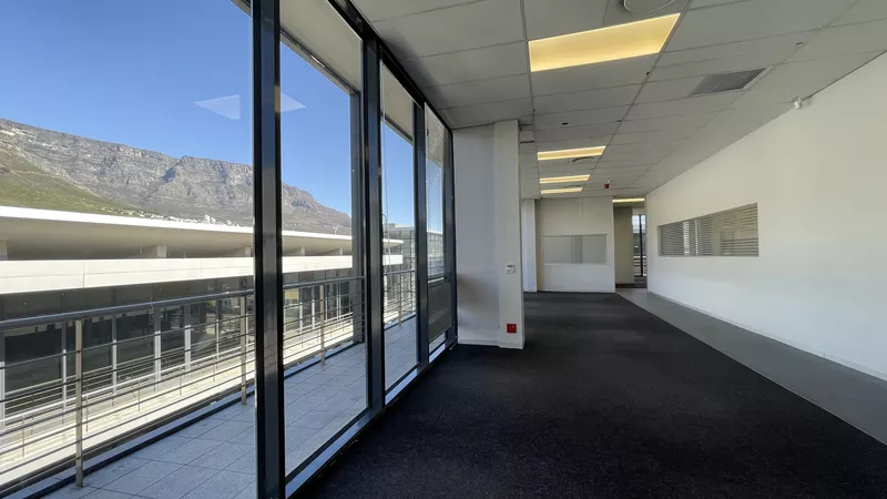 720 m² Office to let in Woodstock, The Boulevard (photo 9)