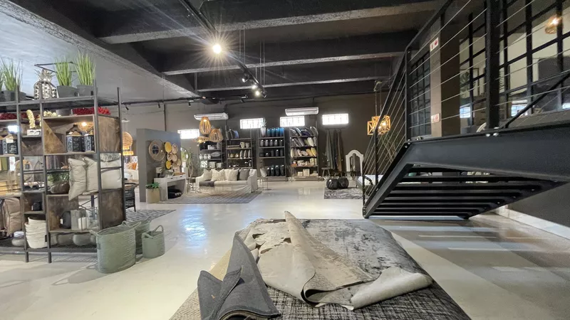 1 962 m² Retail property to let in Woodstock, 224 Sir Lowry (photo 9)