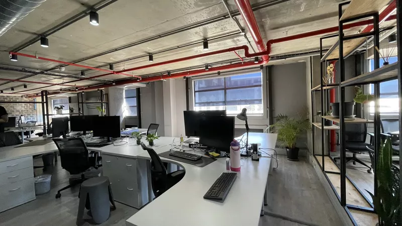 287 m² Office for sale in Woodstock, The Ironworks (photo 17)