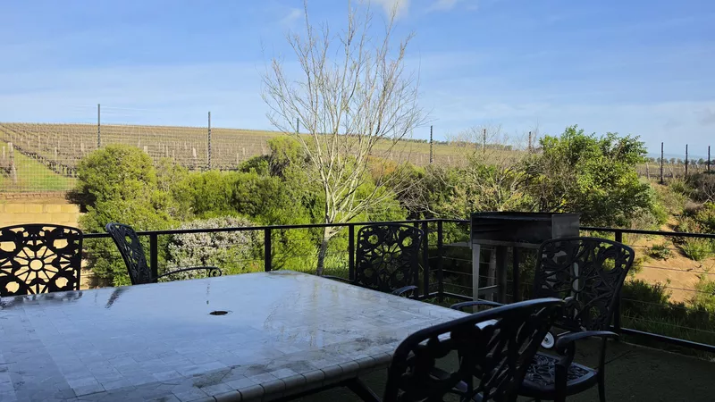 479 m² Office to let in Vineyard Office Estate, Vineyards Office Estate - Regent House (photo 25)