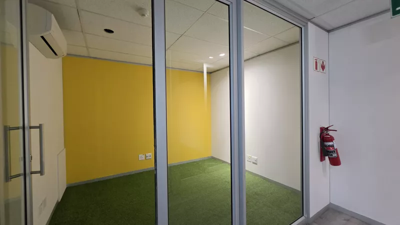 224 m² Office to let in Parow, De Tijger Business Park Building 2 (photo 15)