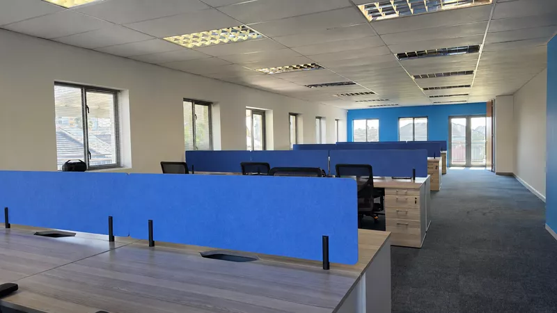 177 m² Office to let in Central Park, The Pavilion (photo 18)