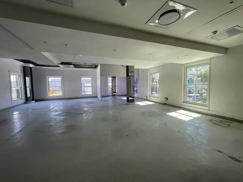 190 m² Office to let in De Waterkant, Cape Quarter 1st Floor 190m2 (photo 8)